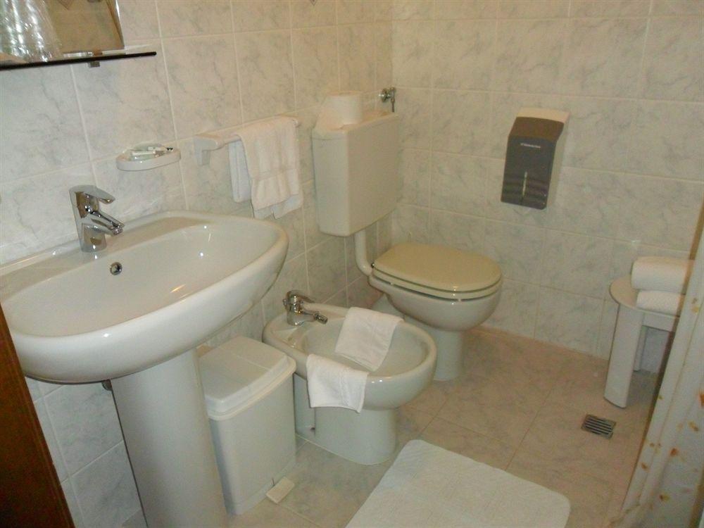 Hotel Andreis Кавайон Веронезе Екстериор снимка